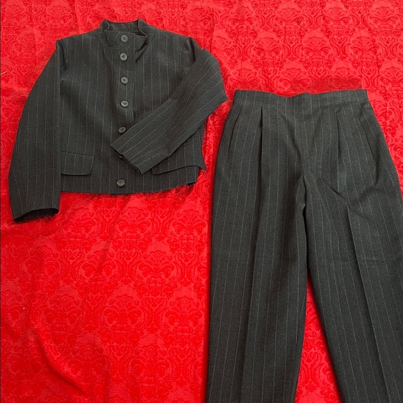 Harvé Benard Vintage Pinstripe Wool Power Suit 2-Piece Funnel Neck Bomber Jacket